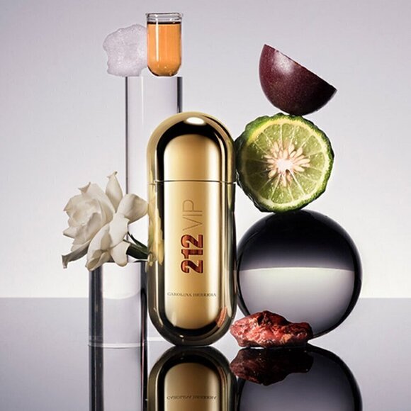 New Carolina Herrera 212 VIP Eau de Parfum 2.7 fl oz/80 ml - Sealed Packaging - Picture 5 of 12